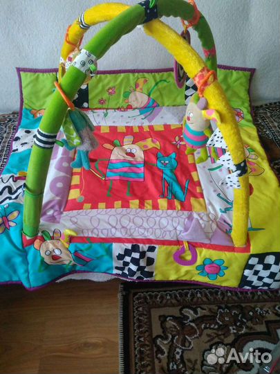 Развивающий коврик