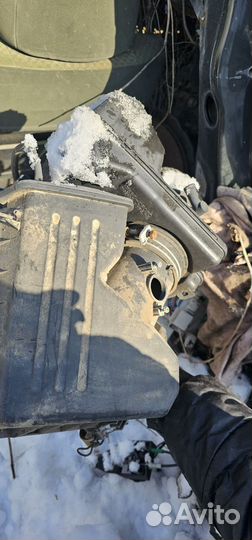 Корпус воздушного фильтра Toyota Camry V40