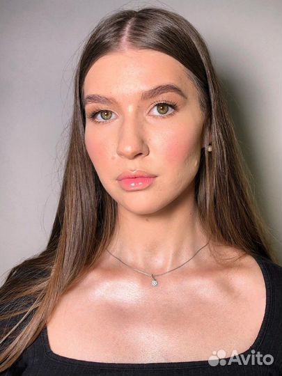 Визажист Макияж брови москва