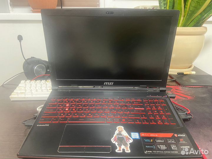 Игровой ноутбук MSI gl63 8rcs