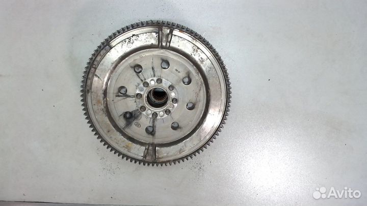 Маховик Toyota Auris E15, 2008