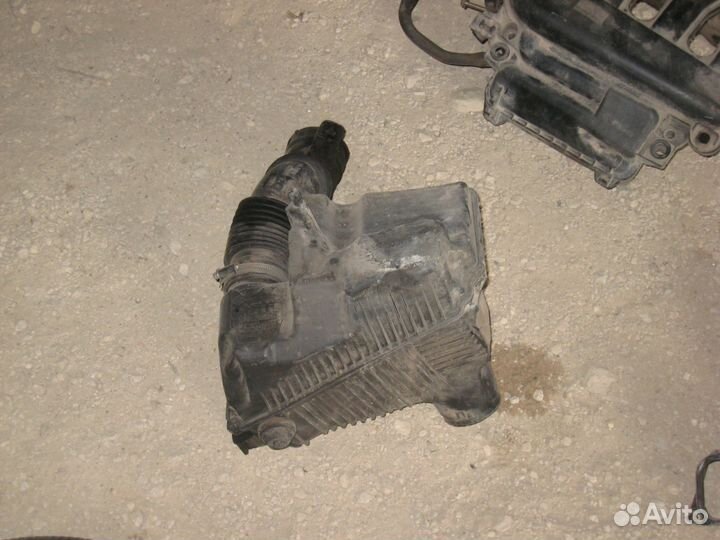 Корпус воздушного фильтра Renault Megane 2