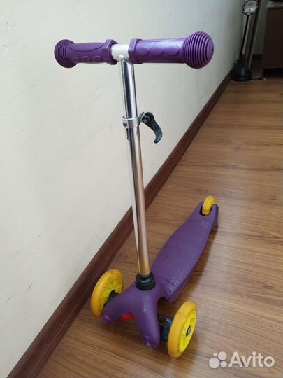 Самокат детский, с светящимися колесами