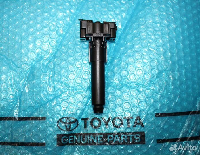 Омыватель фары Prado 150 правый 2013-2017 NEW