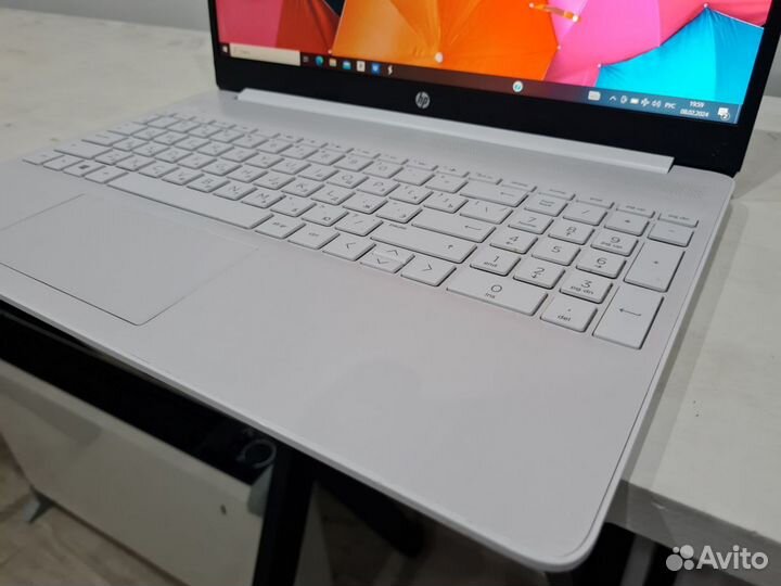 Ультрабук HP 15.6 full HD 12Gb 256SSD