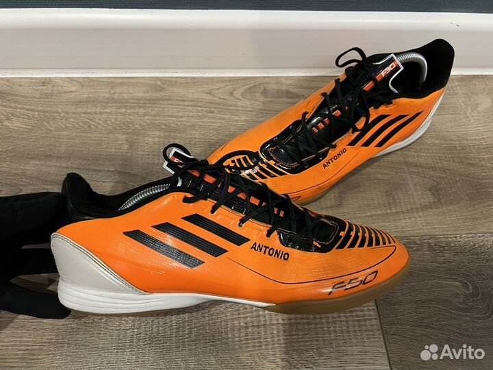 Футзалки adidas 44 р f30