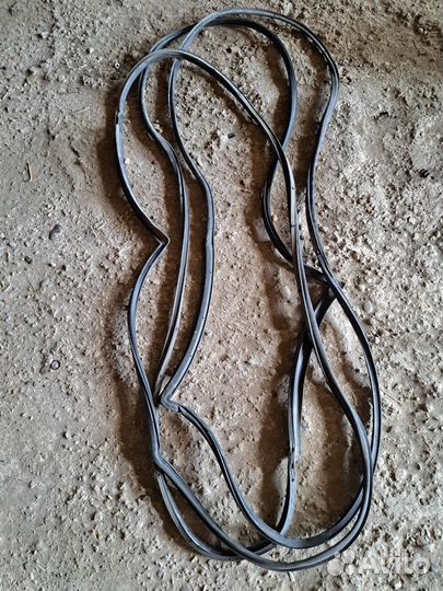 Уплотнитель двери Chevrolet Lacetti