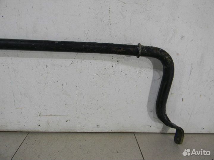 Стабилизатор передний