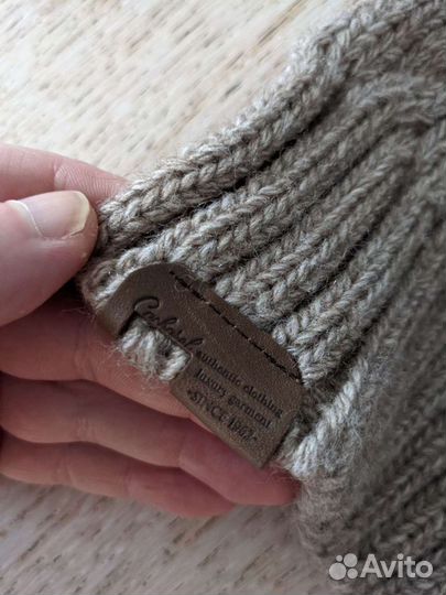 Набор шапка и шарф. cacharel