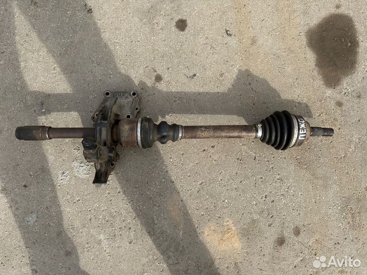 Привод (полуось) правый Peugeot 307