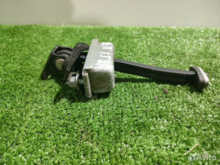 Ограничитель двери задний правый Ford Focus 2