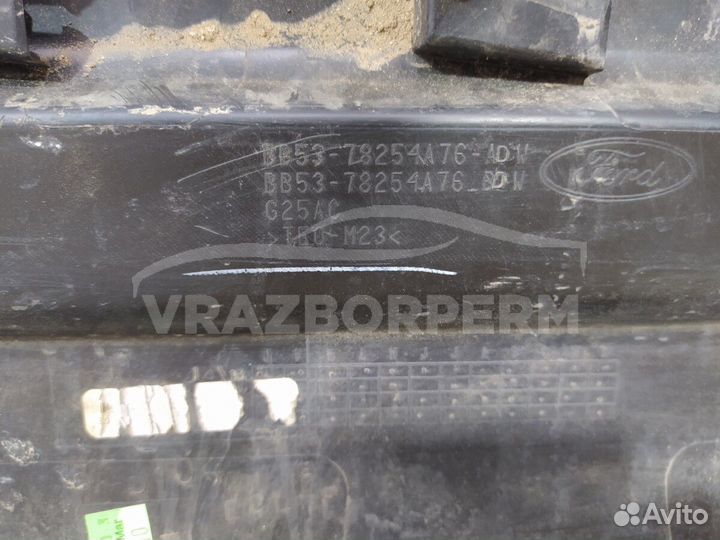 Накладка двери (молдинг) задн. прав. Ford America