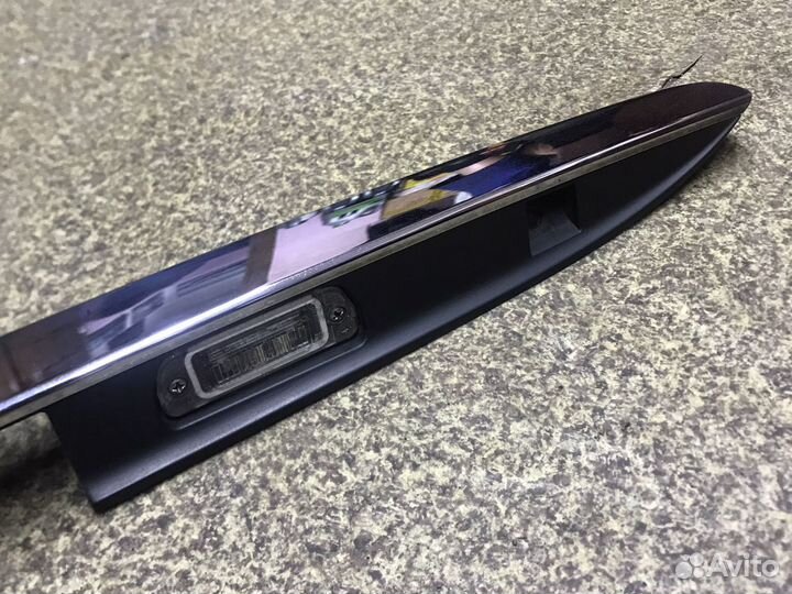 Мерседес w251 R-class планка крышки багажника