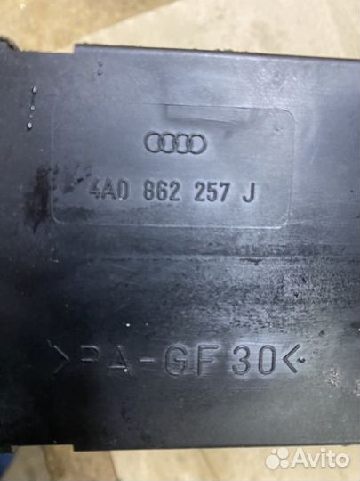 Насос цетр замка Ауди А8