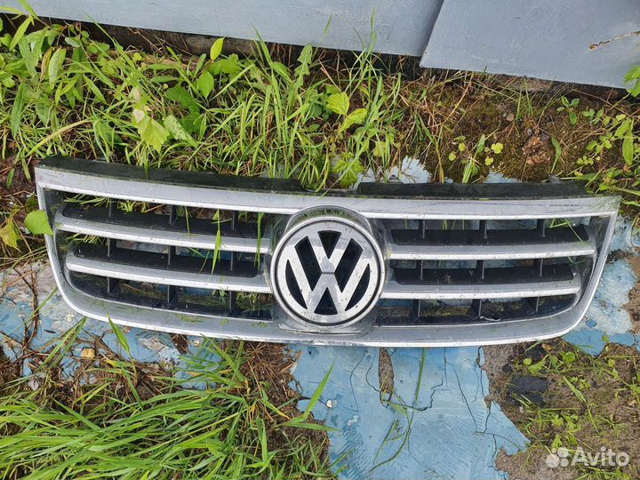 Решетка радиатора volkswagen touareg gp