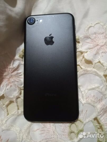 iPhone 7, 128 ГБ