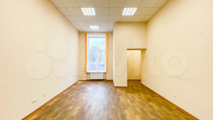 Аренда офиса 83.2 кв.метров, 1 этаж