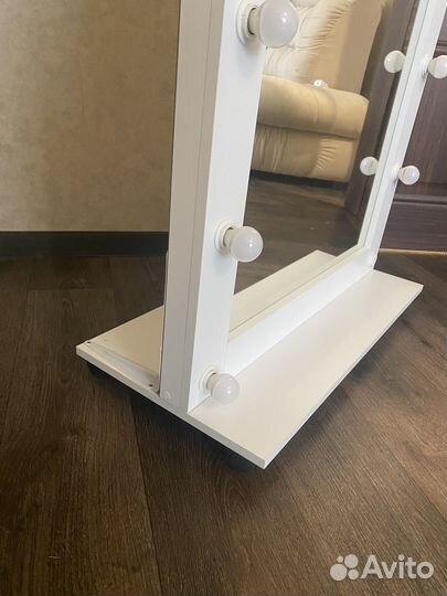 Гримерное зеркало с лампочками бу