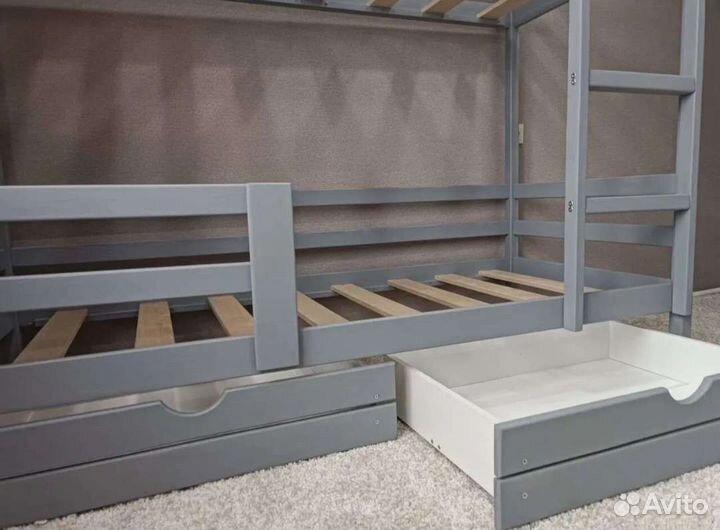 Кровать двухъярусная от производителя
