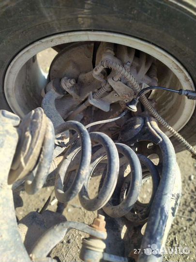 Geely emgrand X7 разбор зад балка