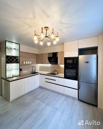 Кухня под потолок