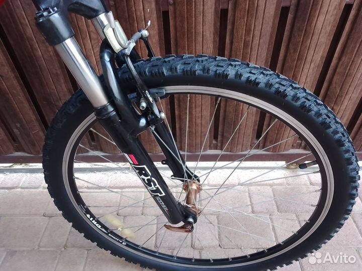 Велосипед Stels Navigator 710 колеса 26