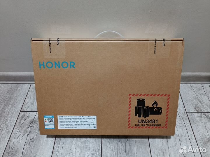 Honor MagicBook 14 R5-5500u/8gb/512gb/vega 7/win11