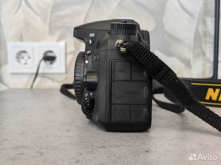 Зеркальный фотоаппарат nikon d7100