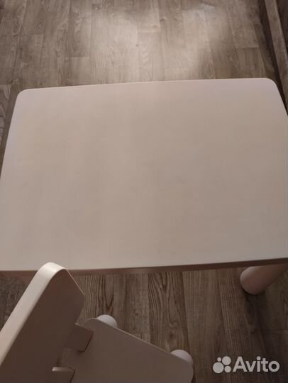 Детский стол и стульчик