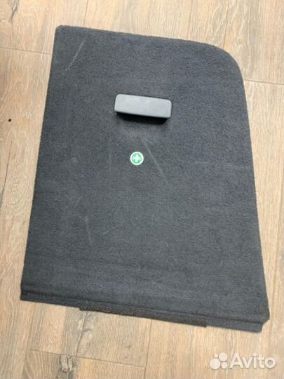 Обшивка багажника Volkswagen Touareg 1 4.2 2006