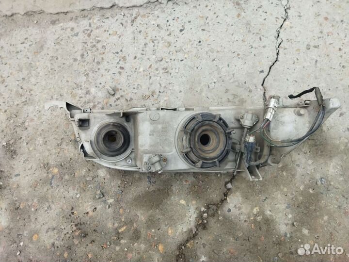 Фара toyota camry левая sv30