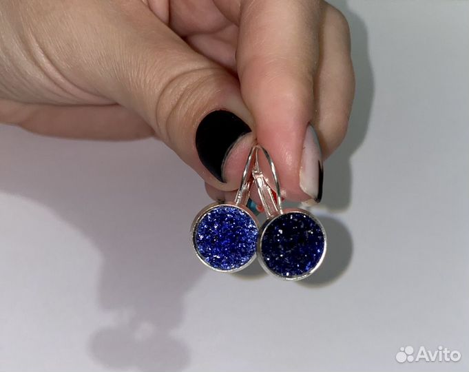 Серьги с кристаллами