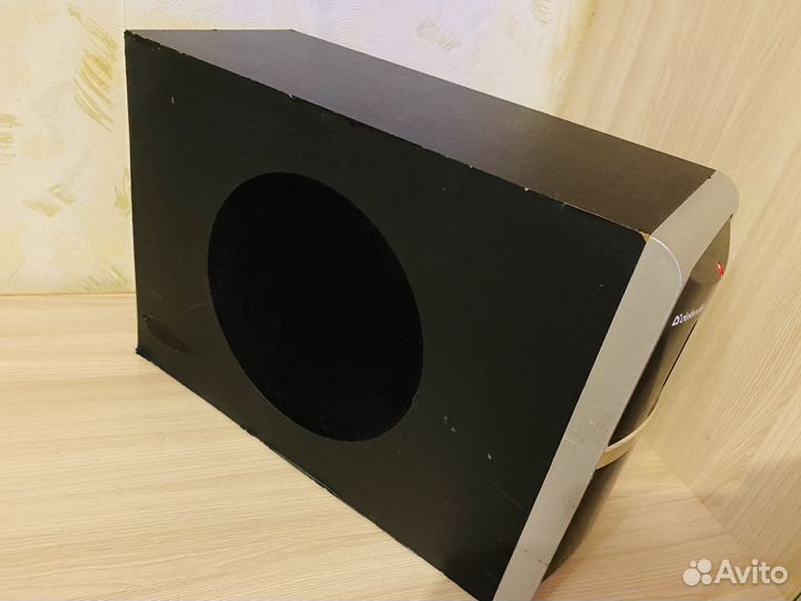 Defender саб и усилитель 5.1