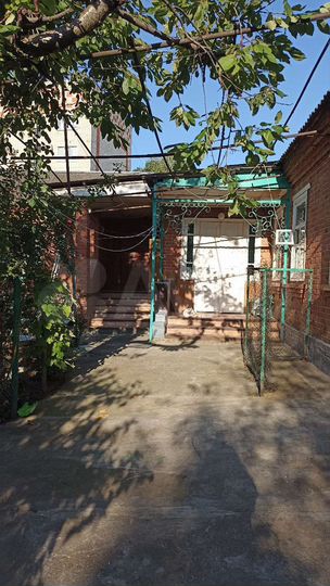 Дом 158 м² на участке 8 сот.