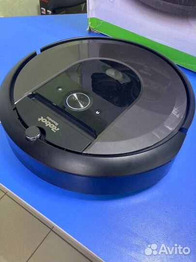 Робот-пылесос Robot Roomba I7158