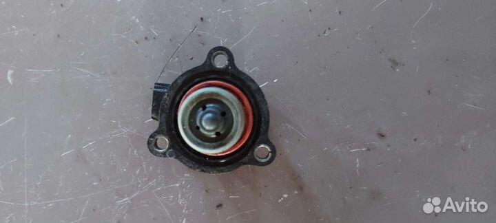 Клапан перепускной на Volkswagen Passat B6