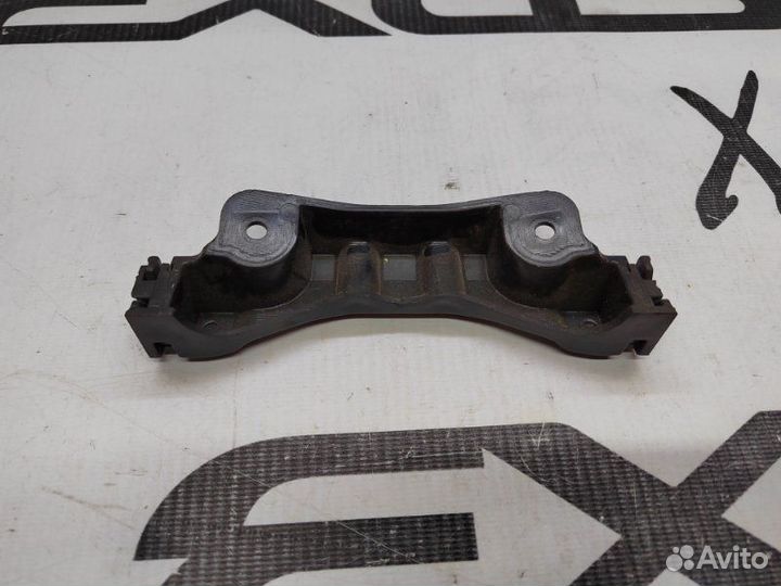 Накладка подлокотника Lexus Is250 2005-2013