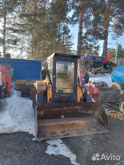 Мини-погрузчик UNC 060, 2000