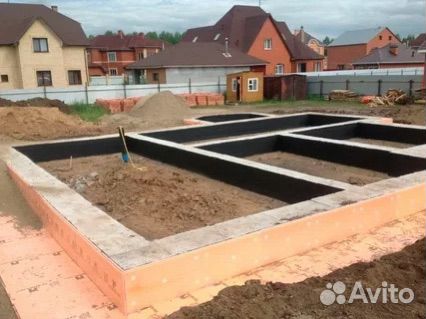 Бригада строителей