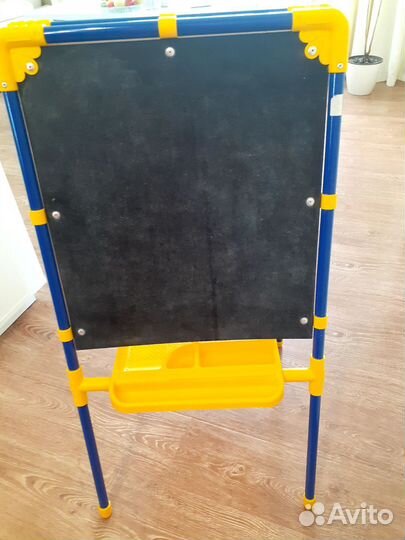 Мольберт детский двухсторонний