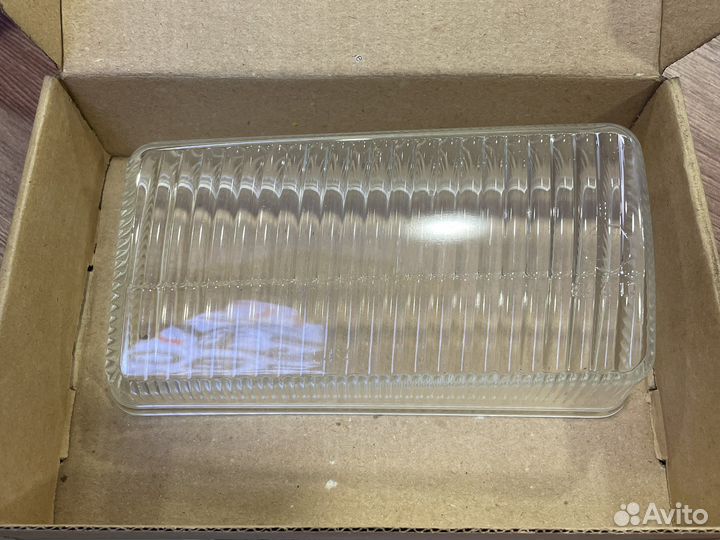 Стекло противотуманной фары