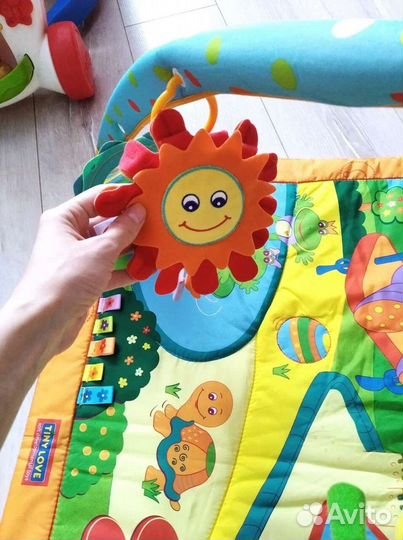 Развивающий коврик tiny love