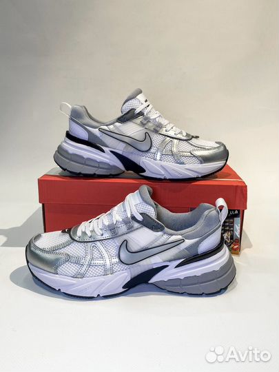 Кроссовки nike v2k run runtekk