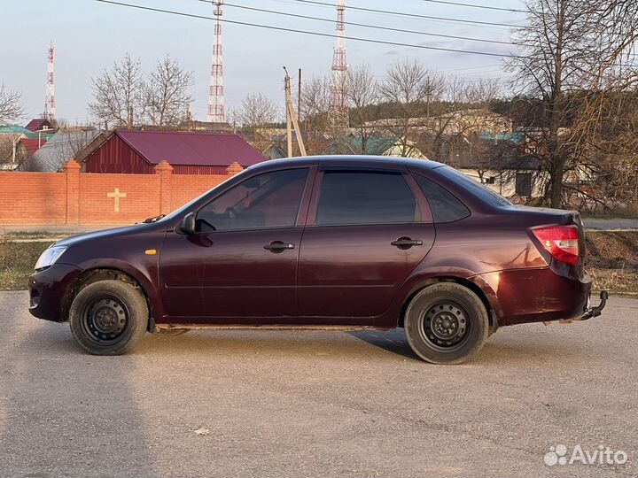 LADA Granta 1.6 МТ, 2012, 3 000 км