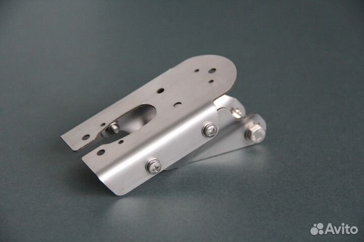 Крепление датчика эхолота Гармин