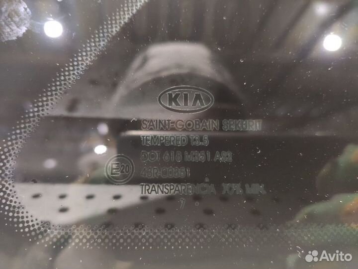 Стекло глухое заднее правое Kia Ceed 1
