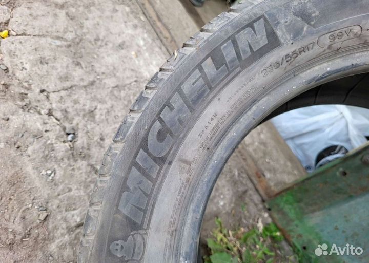 Michelin Latitude Tour HP 235/55 R17 99V