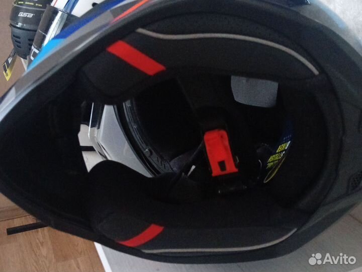 Мотоциклетный шлем GSB