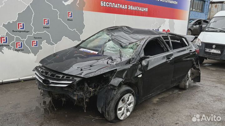Повторитель на крыло правый Hyundai Solaris 92304-1R000