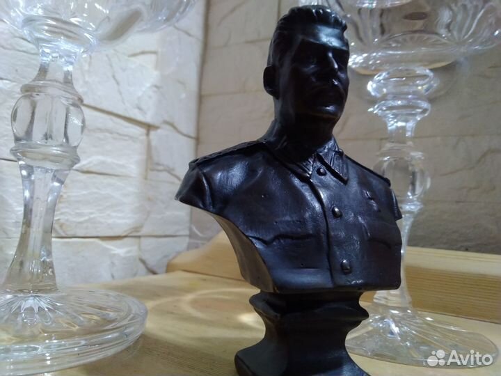 Бюст сталина бронза